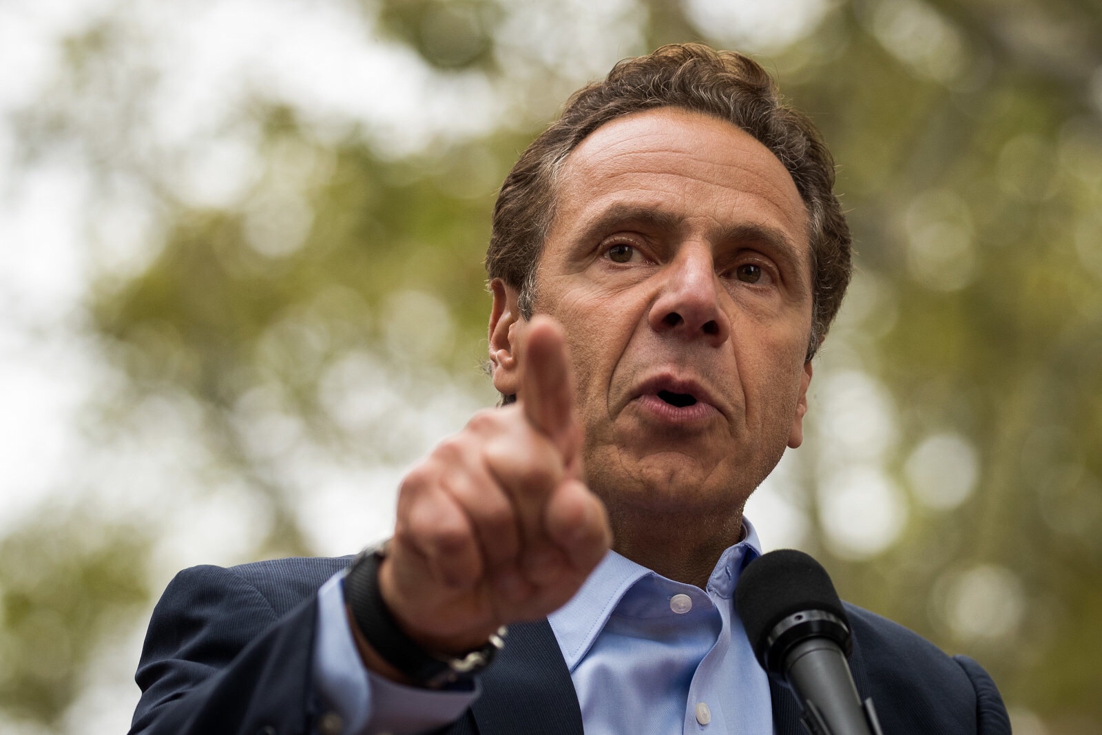 New York Governor Andrew Cuomo signs executive order to protect net neutrality