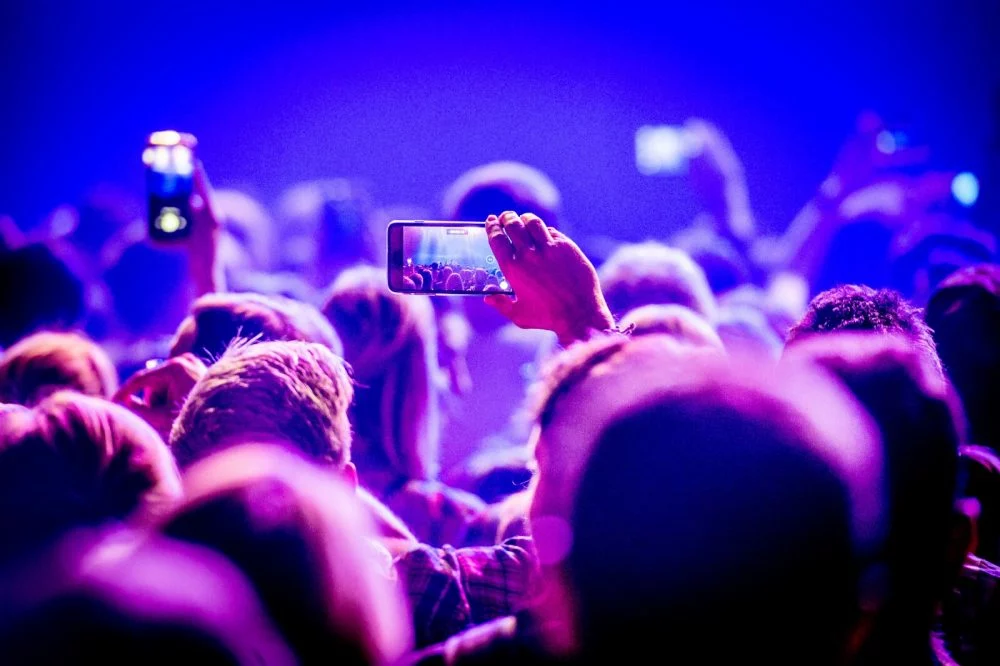 Facebook inks music licensing deal with Sony
