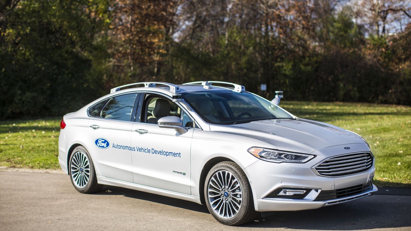 Ford and Postmates are teaming up to deliver orders with self-driving cars
