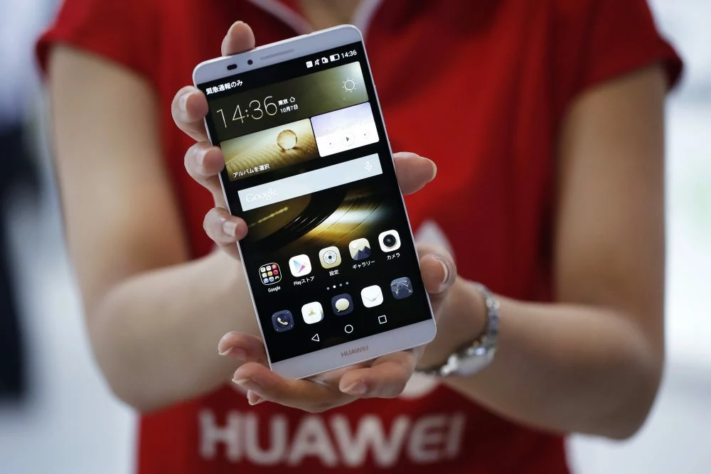 For the first time in 9 years, China’s smartphone shrinks