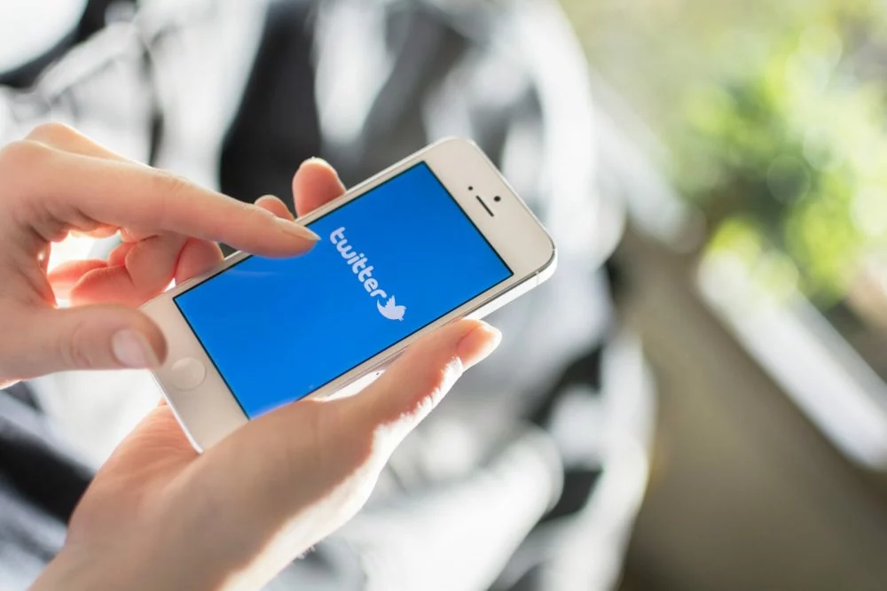 Twitter rolls out Bookmarks, a new way to save tweets