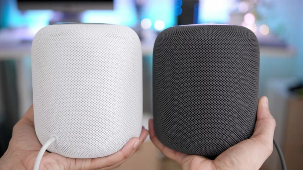 To help with Siri improvements, Apple is on a hiring spree