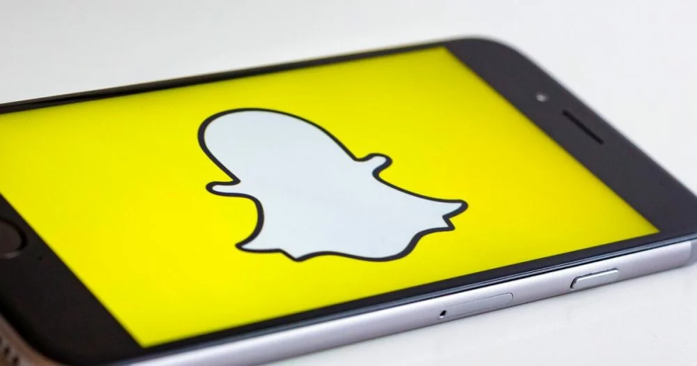 Snapchat will now let you tag your friends in Stories