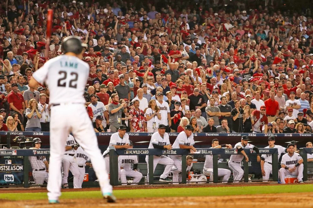 Facebook gets exclusives right to 25 MLB games this season