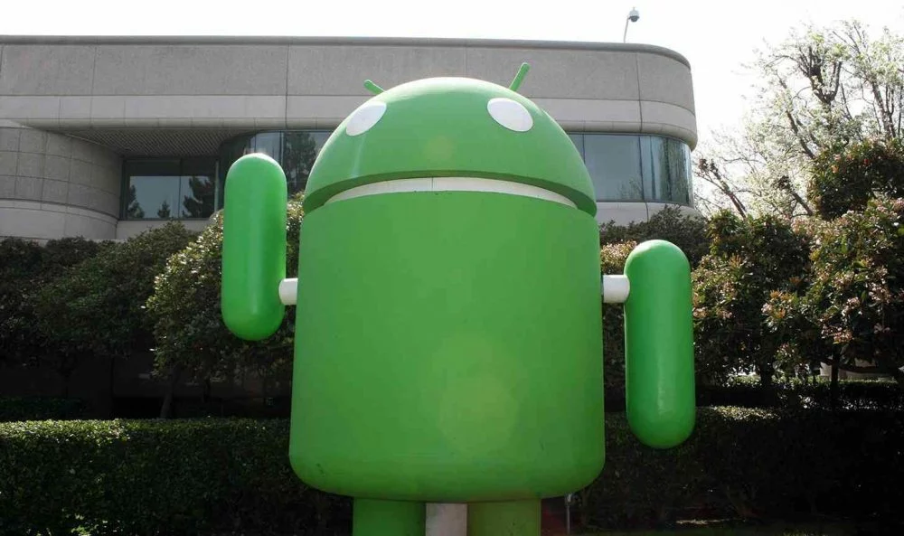 Google releases first Android P beta, has full support for notch displays