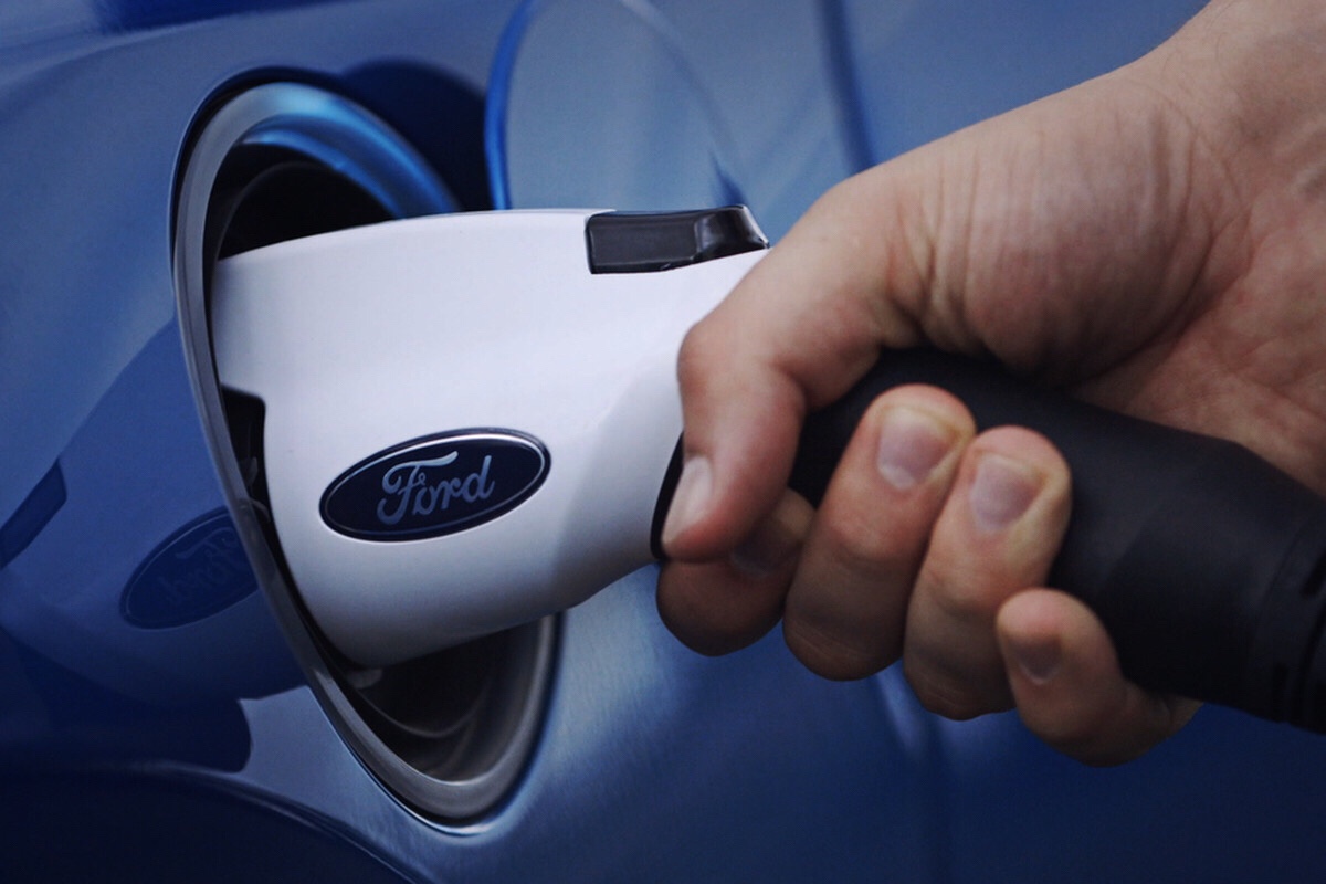 By 2020, all Ford vehicles will come built-in with 4G LTE
