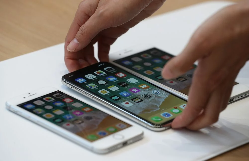 Get the iPhone X for half its usual cost on lease from Sprint