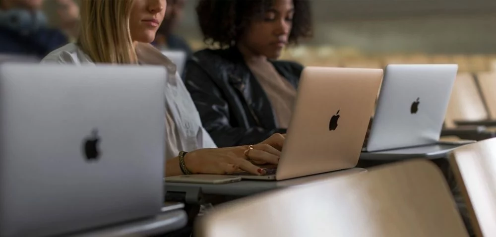Apple to launch low-cost iPads for schools