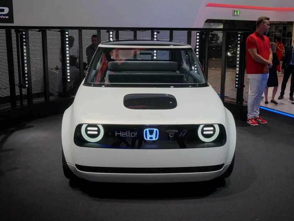 In early 2019, pre-orders open for Honda’s Urban EV