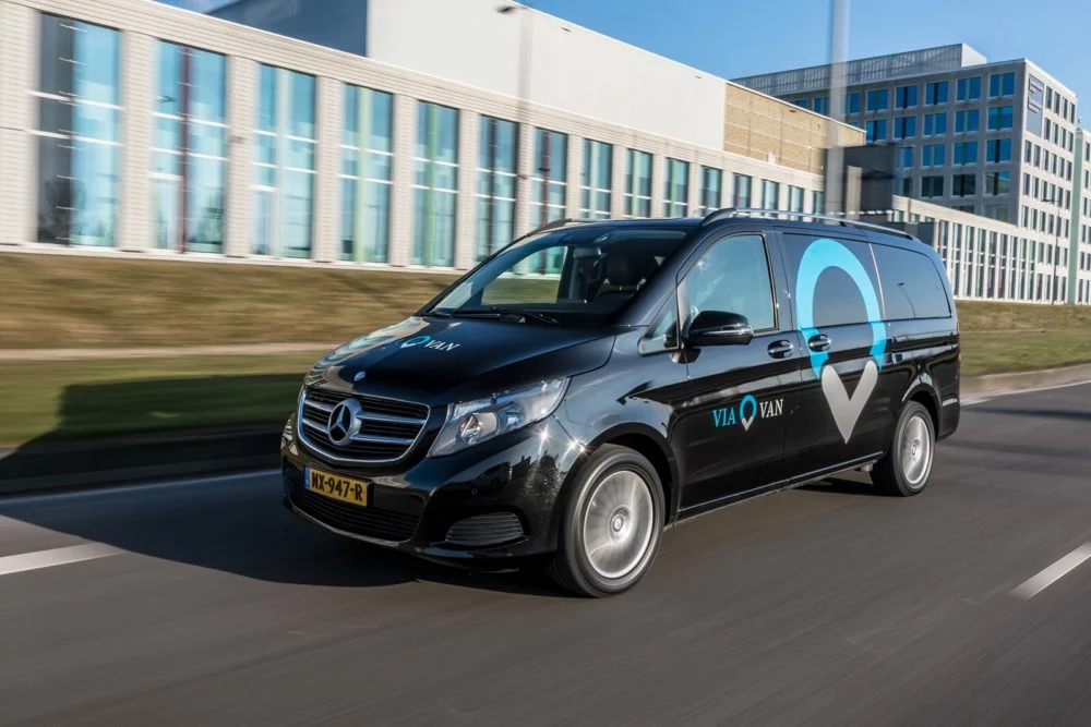 Mercedes’ ridesharing service ViaVan arrives in London