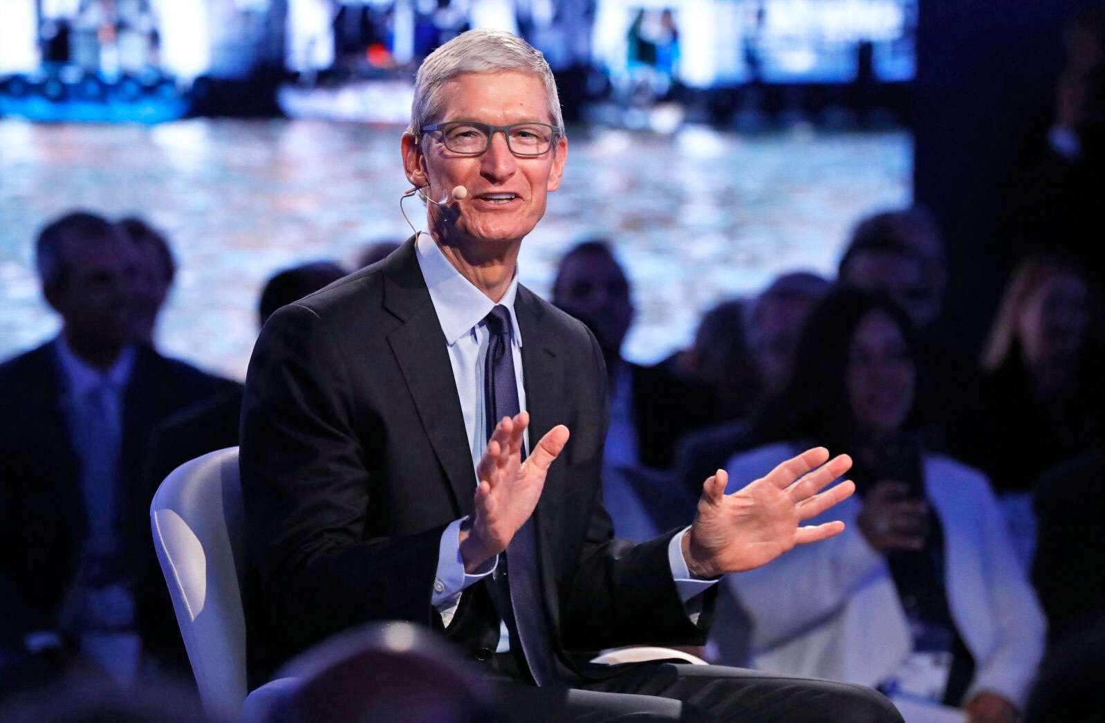 MSNBC’s interview with Apple CEO Tim Cook will be airing tonight at 8PM ET