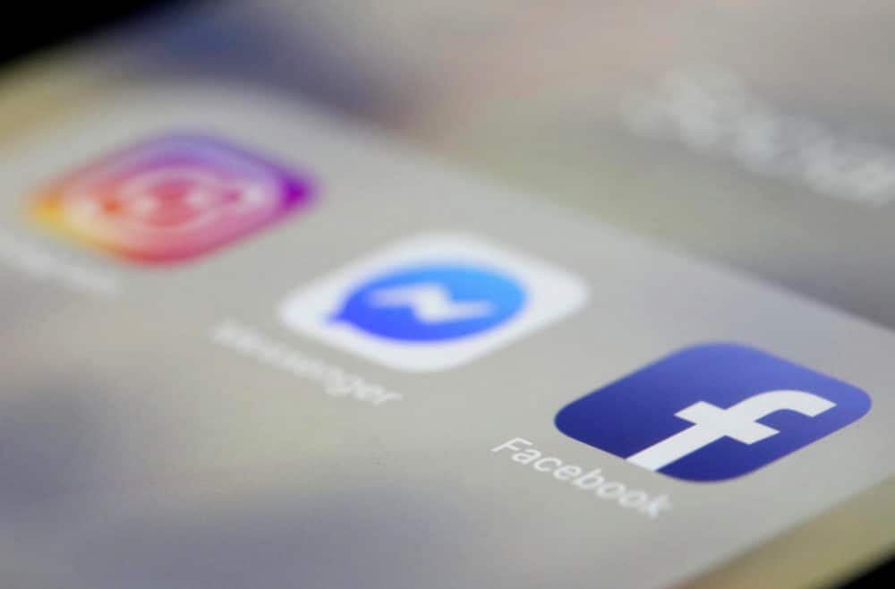 facebook instagram and whatsapp are still experiencing widespread service interruptions