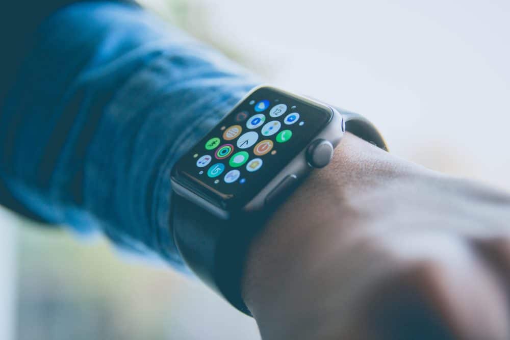 joltedu how to install whatsapp on your apple watch the jolt journal