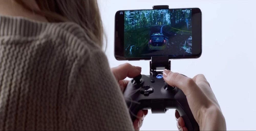 microsoft assures project xcloud game streaming service will not replace your xbox consoles
