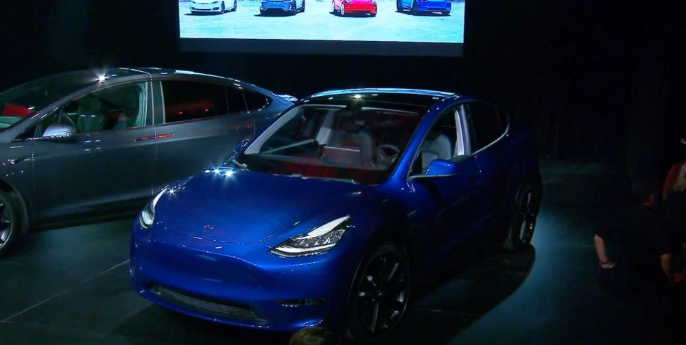 tsla model y 1