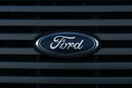 Ford plans to build a 3.5 billion electric vehicle battery factory in Michigan