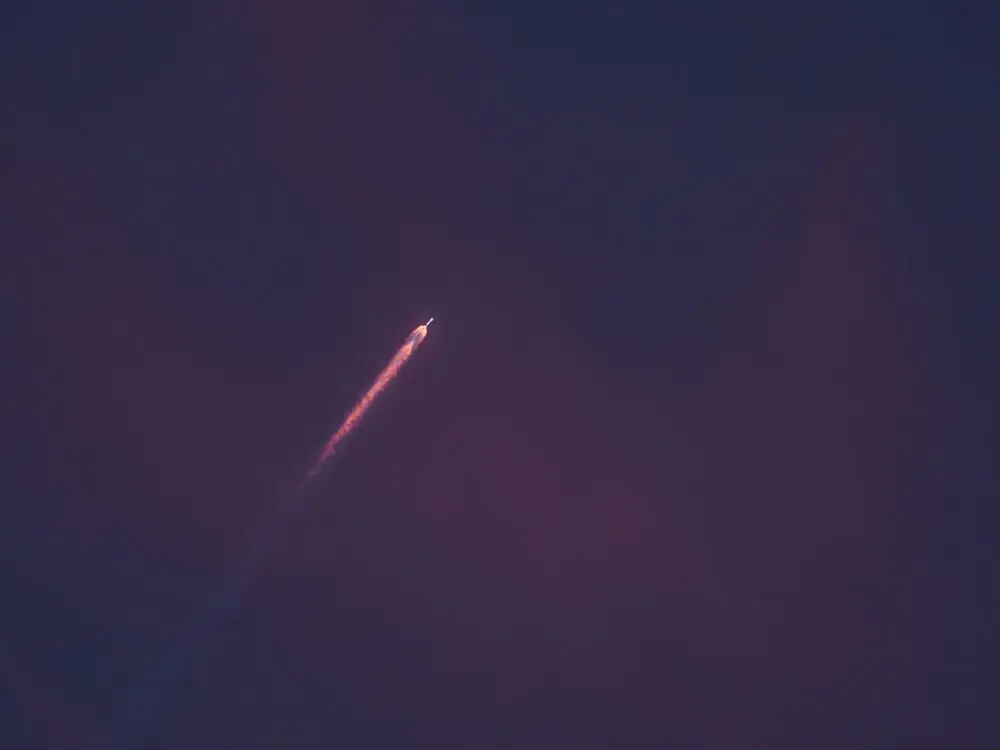 Rocket climbing through a dusk sky, a visual for the SpaceX lockup expiry