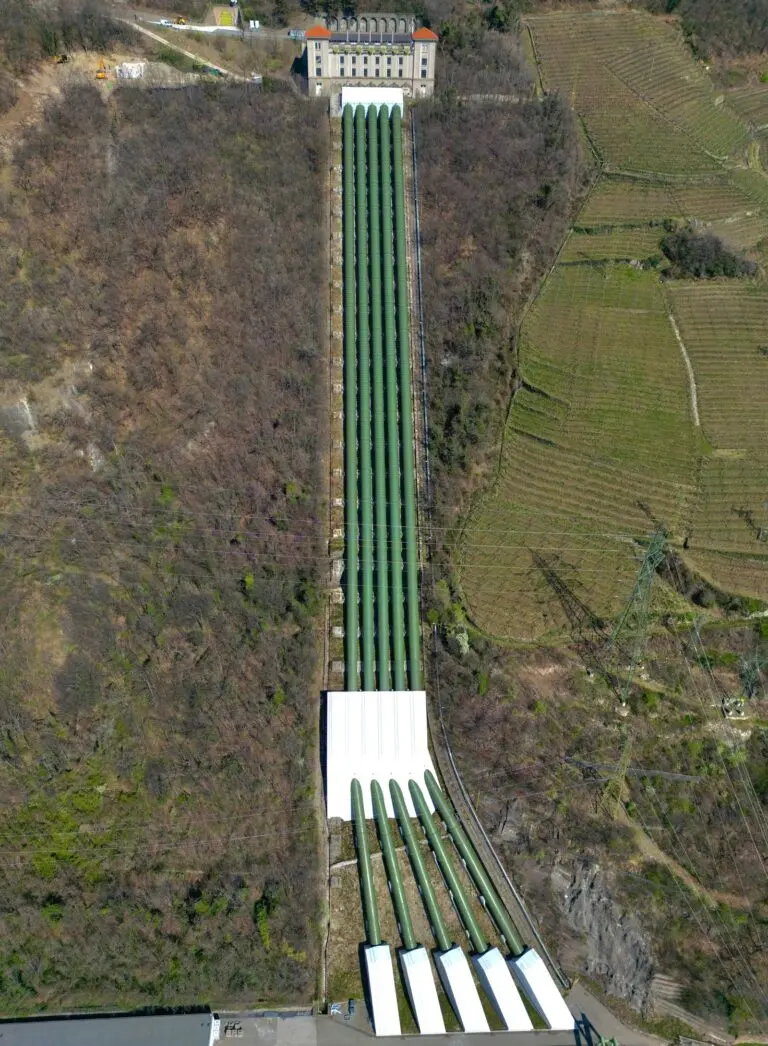 Aerial view of a long gas pipeline running through a forest, a generic picture for the EQT Range merger