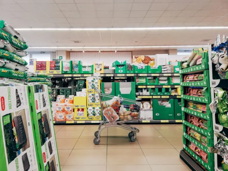 Shopping cart in a supermarket aisle, a generic image for consumer goods and Procter and Gamble earnings